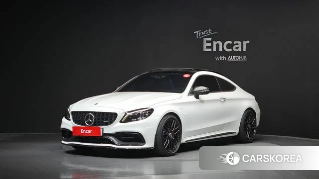 Mercedes-Benz C-Class W205 2020 Белый из Кореи
