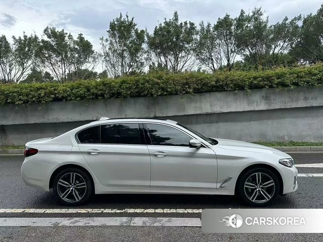 BMW 5 series 2024 Белый из Китая