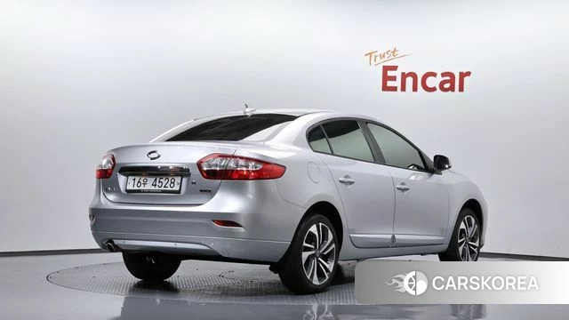 Renault Korea (Samsung) SM3 Neo 2018 Серебряный из Кореи