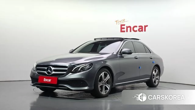 Mercedes-Benz E-Class W213 2018 Серый из Кореи