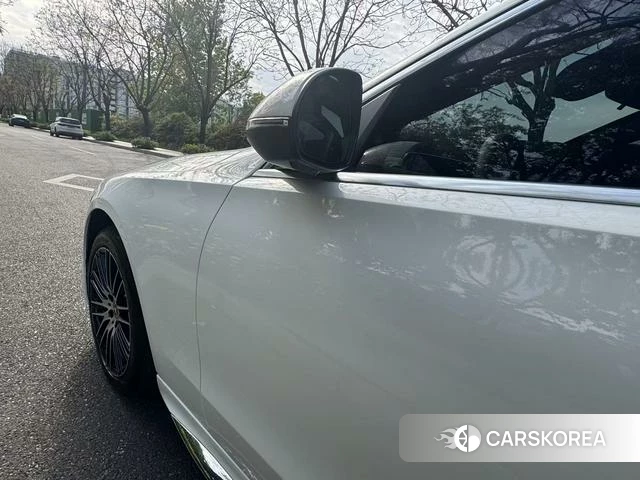 Mercedes-Benz C-class 2024 Белый из Китая
