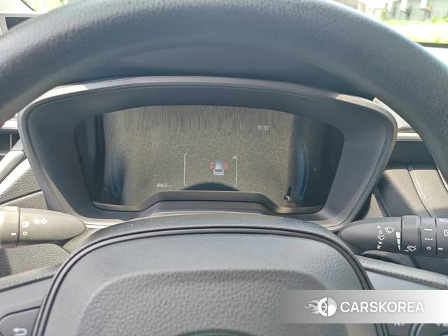 Toyota Corolla 2024 Серебристо-серый из Китая