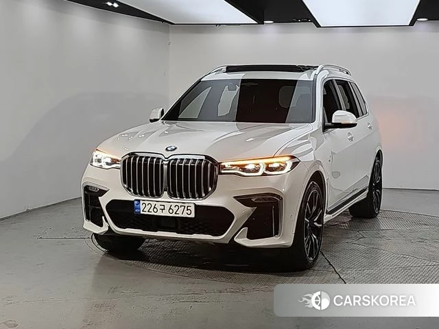 BMW X7 (G07) 2021 Белый из Кореи