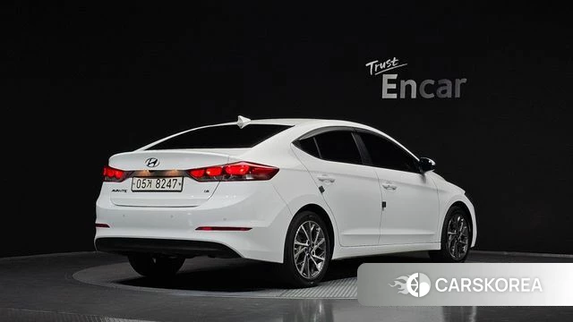 Hyundai Avante AD 2018 Белый из Кореи