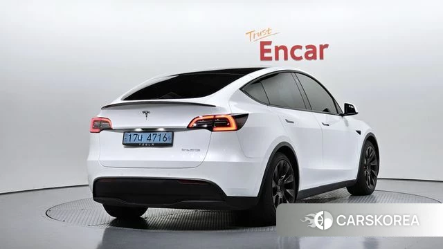 Tesla Model Y 2021 Белый из Кореи