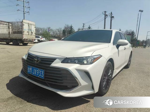 Toyota Avalon 2022 Белый из Китая