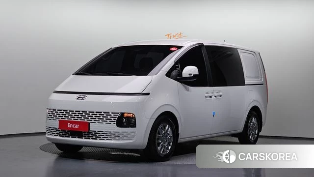 Hyundai Staria 2022 Белый из Кореи