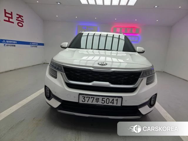 Kia Seltos 2020 Жемчужный цвет из Кореи