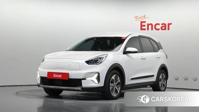 Kia Niro Plus 2022 Белый из Кореи