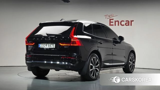 Volvo XC60 second Generation 2024 Черный из Кореи