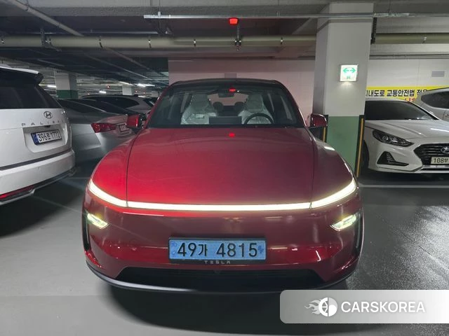 Tesla Model Y 2026 Красный из Кореи