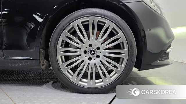 Mercedes-Benz S-Class W222 2019 Черный из Кореи