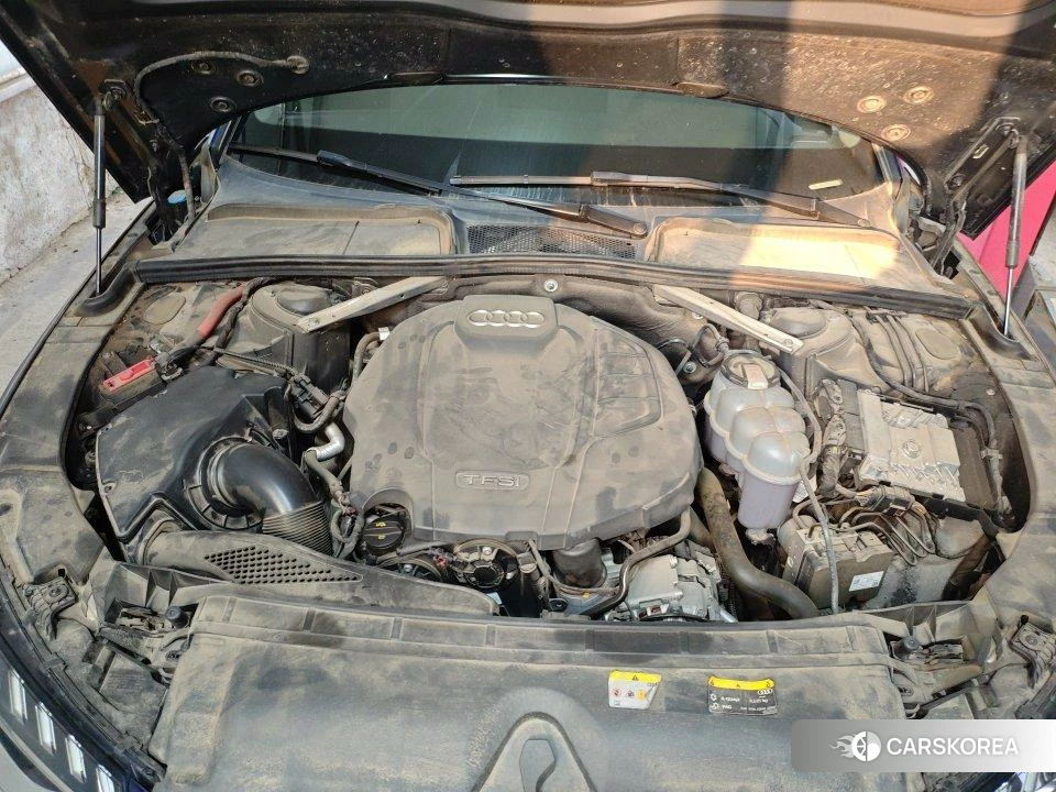 Audi A4L 2020 Синий из Китая