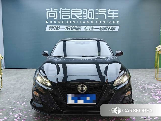 Nissan Altima 2021 Черный из Китая