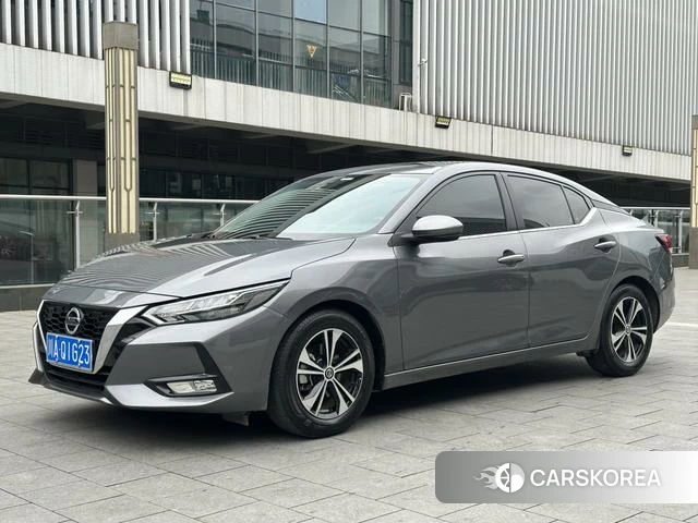 Nissan Sylphy 2023 Темно-серый из Китая