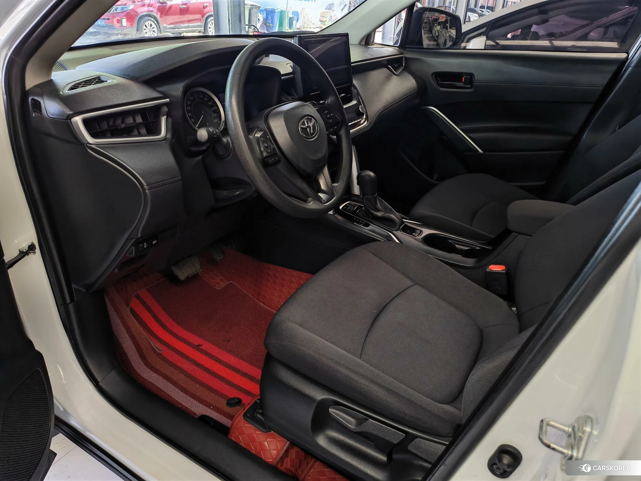 Toyota Corolla 2022 Белый из Китая