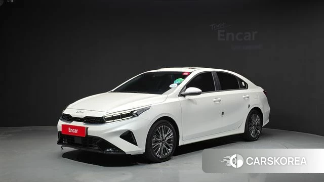 Kia The New K3 2nd generation 2023 Белый из Кореи