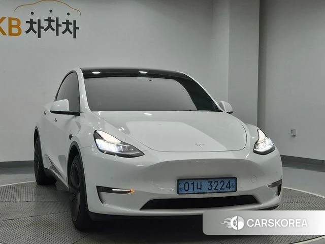 Tesla Model Y 2021 Белый из Кореи