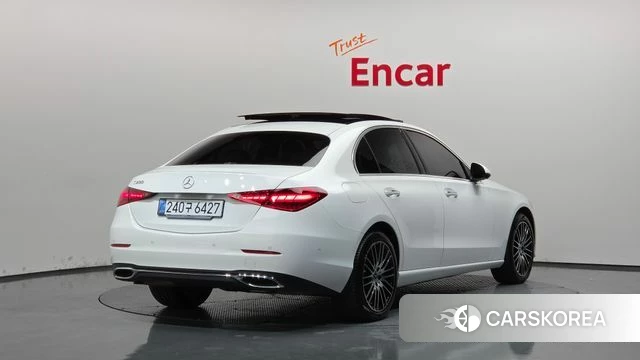 Mercedes-Benz C-Class W206 2025 Белый из Кореи