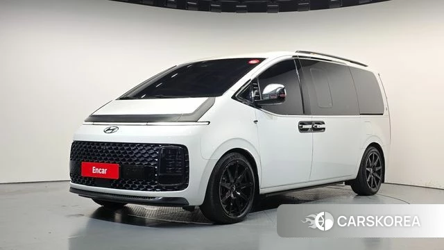 Hyundai Staria 2021 Белый из Кореи