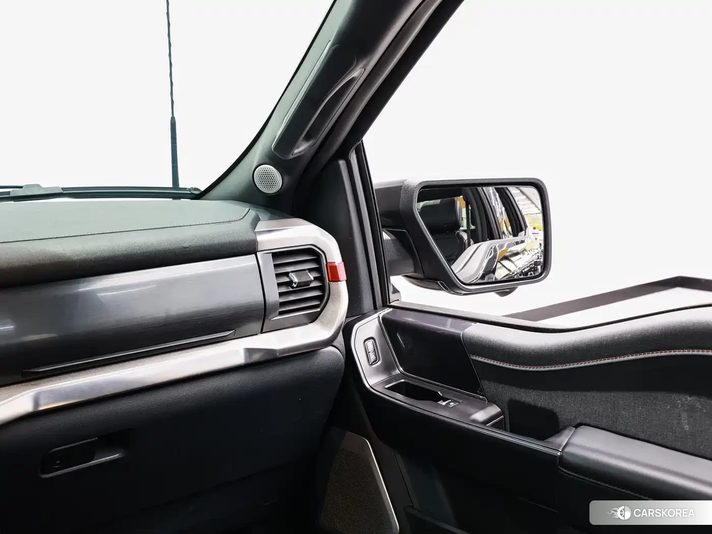 Ford F-150 2024 Черный из Китая