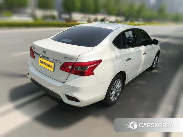 Nissan Sylphy 2025 Белый из Китая