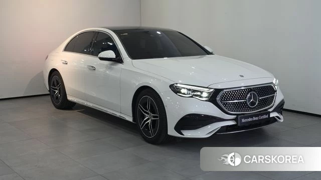 Mercedes-Benz E-Class W214 2026 Белый из Кореи