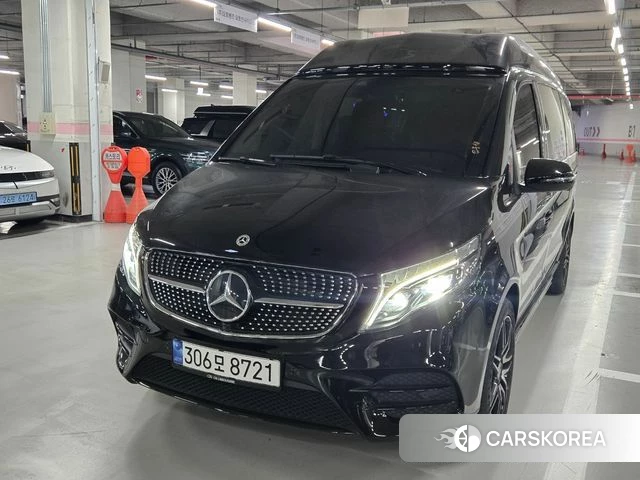 Mercedes-Benz V-Class 2023 Черный из Кореи