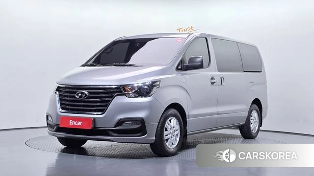 Hyundai The New Grand Starex 2019 Серебристо-серый из Кореи