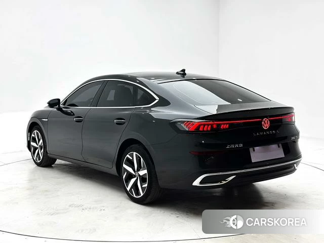 Volkswagen Lamando 2022 Черный из Китая