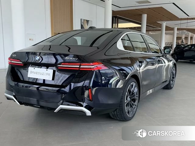 BMW 5 series 2025 Черный из Китая