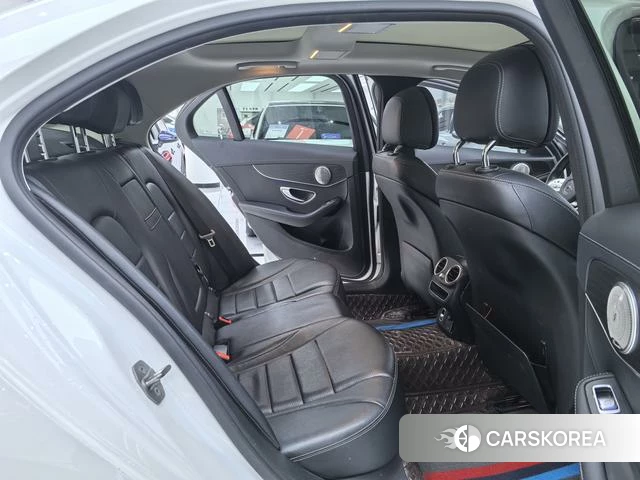 Mercedes-Benz C-class 2021 Белый из Китая