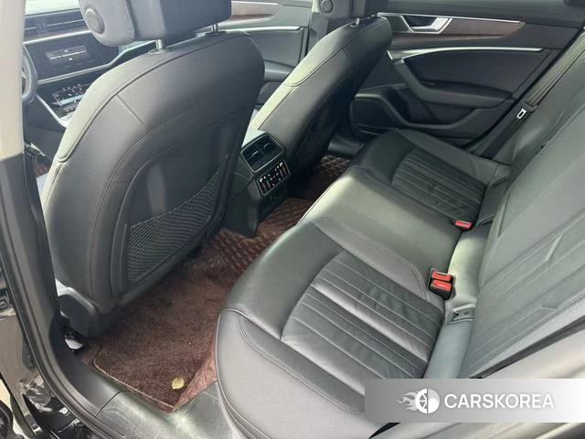 Audi A6 2021 Черный из Китая