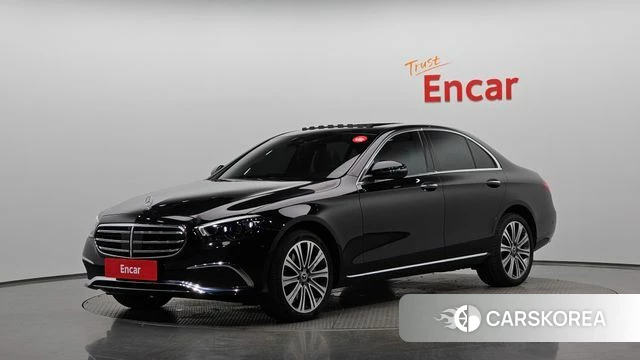Mercedes-Benz E-Class W213 2022 Черный из Кореи