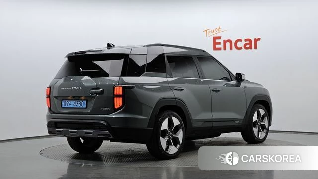 Ssangyong Torres EVX 2024 Темно-зеленый из Кореи
