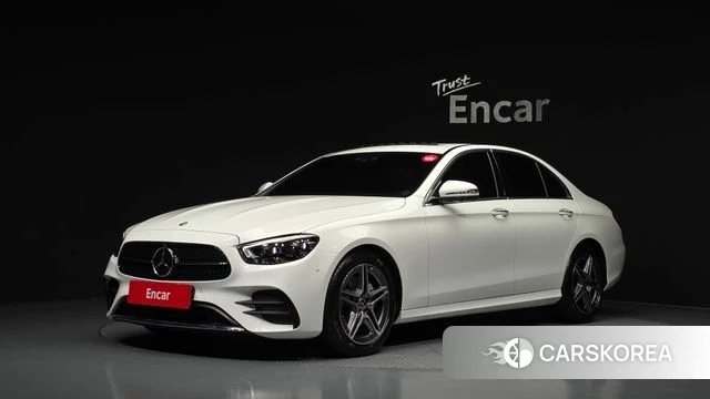 Mercedes-Benz E-Class W213 2023 Белый из Кореи