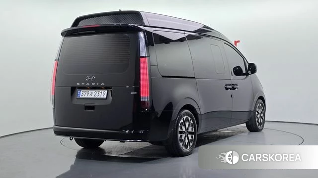 Hyundai Staria 2023 Черный из Кореи