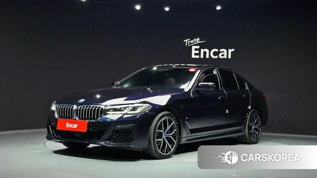 BMW 5 Series (G30) 2023 Черный из Кореи