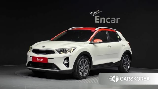 Kia Stonic 2020 Белый из Кореи