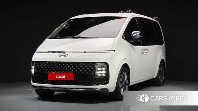 Hyundai Staria 2022 Белый из Кореи