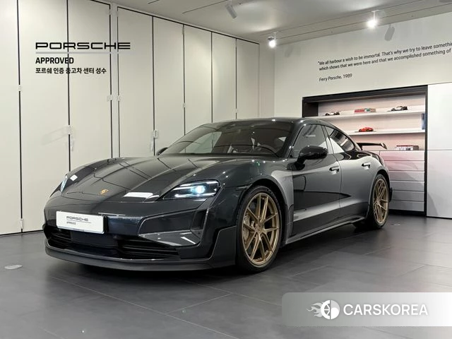 Porsche Taycan 2025 Черный из Кореи