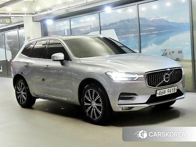 Volvo XC60 second Generation 2018 Серебряный из Кореи