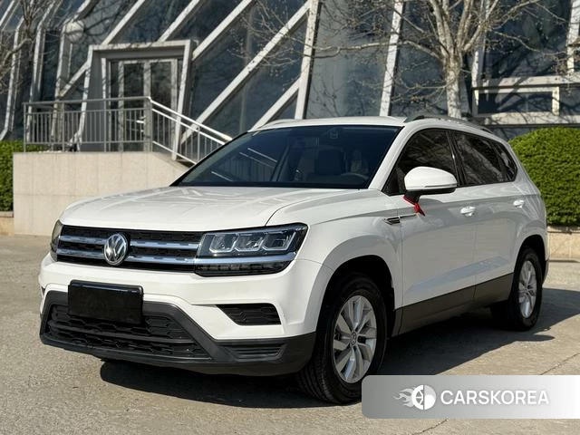 Volkswagen Tharu 2021 Белый из Китая