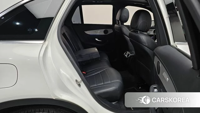 Mercedes-Benz GLC-Class X253 2022 Белый из Кореи, фото 2
