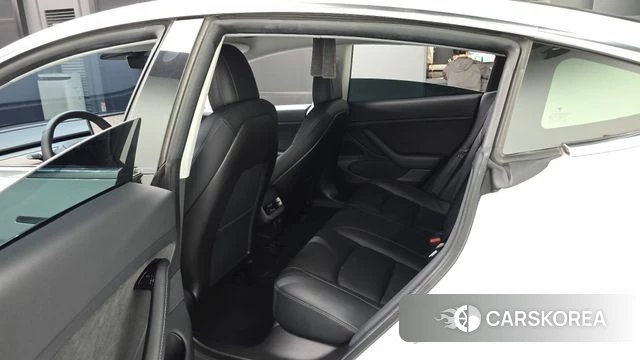 Tesla Model 3 2020 Белый из Кореи, фото 2