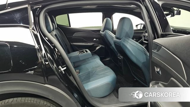 Peugeot 408 2023 Черный из Кореи, фото 2
