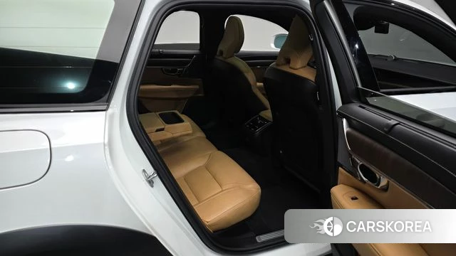 Volvo V90 Cross-Country 2021 Белый из Кореи, фото 2