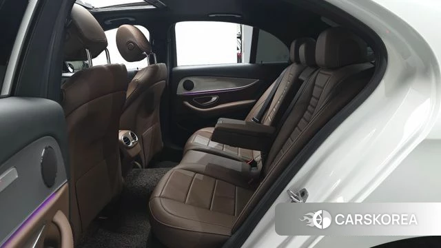 Mercedes-Benz E-Class W213 2020 Белый из Кореи, фото 2