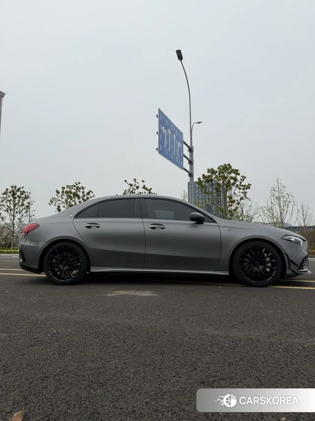 Mercedes-Benz AMG A-Class 2022 Темно-серый из Китая, фото 2