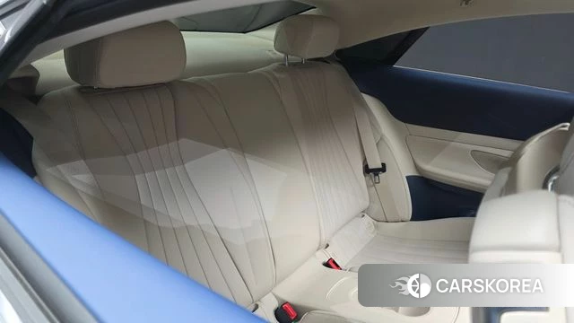 Mercedes-Benz E-Class W213 2023 Белый из Кореи, фото 2